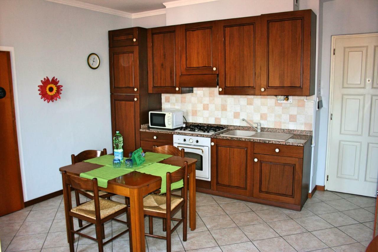 Casa Vacanze Stella Verbania Esterno foto