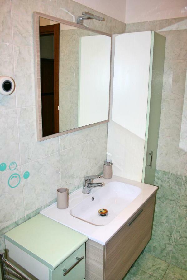 Casa Vacanze Stella Verbania Esterno foto